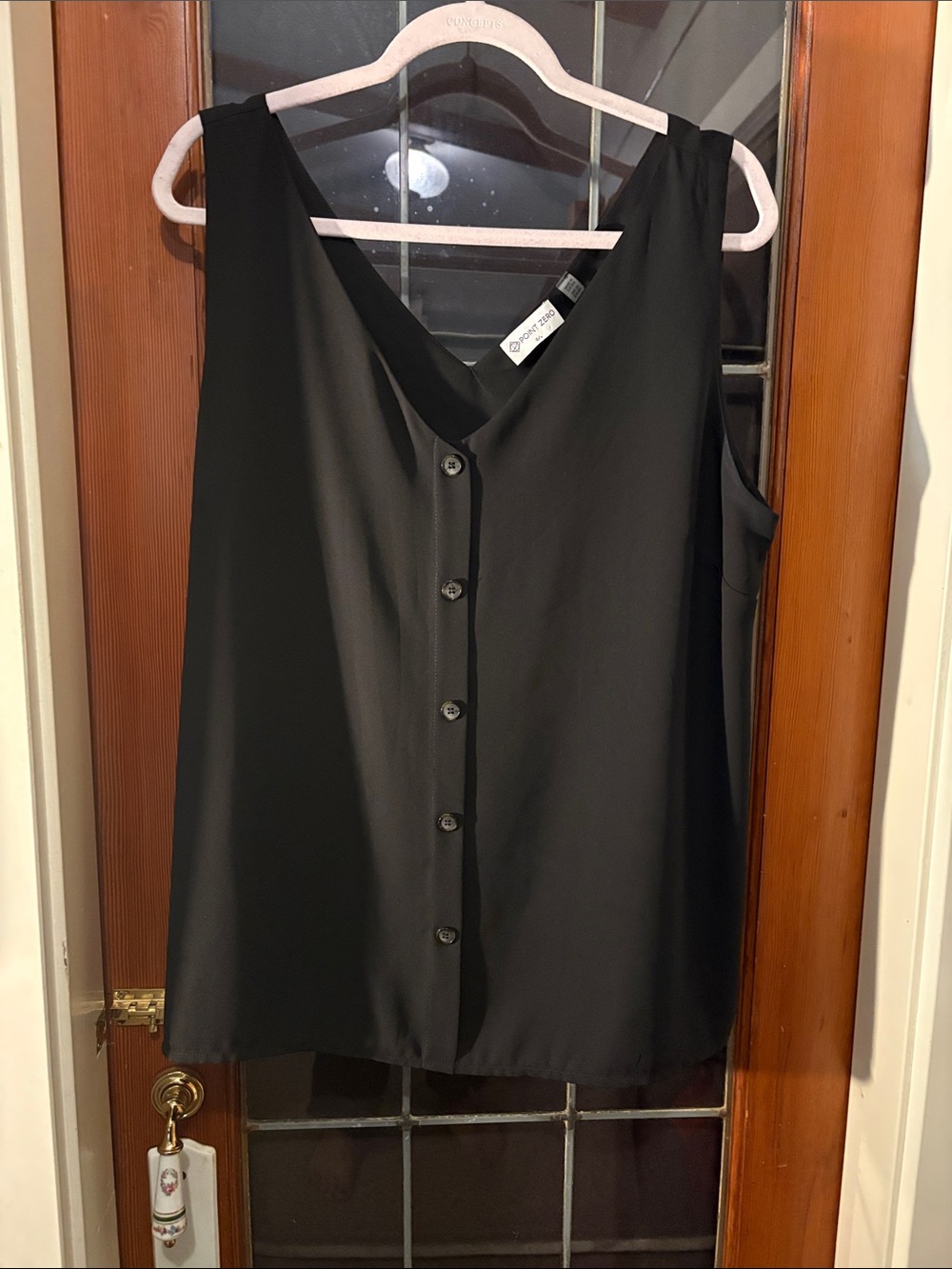 Point Zero Black Sleeveless V-Neck Button-Front Camisole